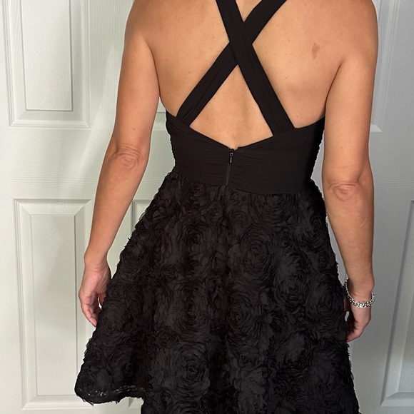 Black formal dress - Picture 6 of 7